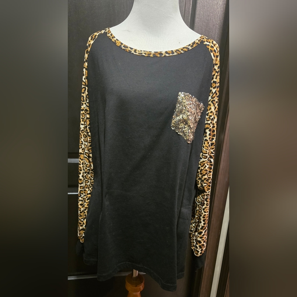 Animal print blouse top